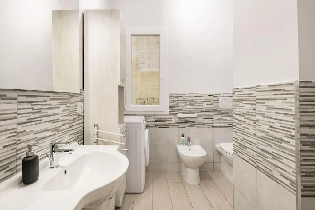 New And Beautiful House In The Heart Of Rome Apartment
