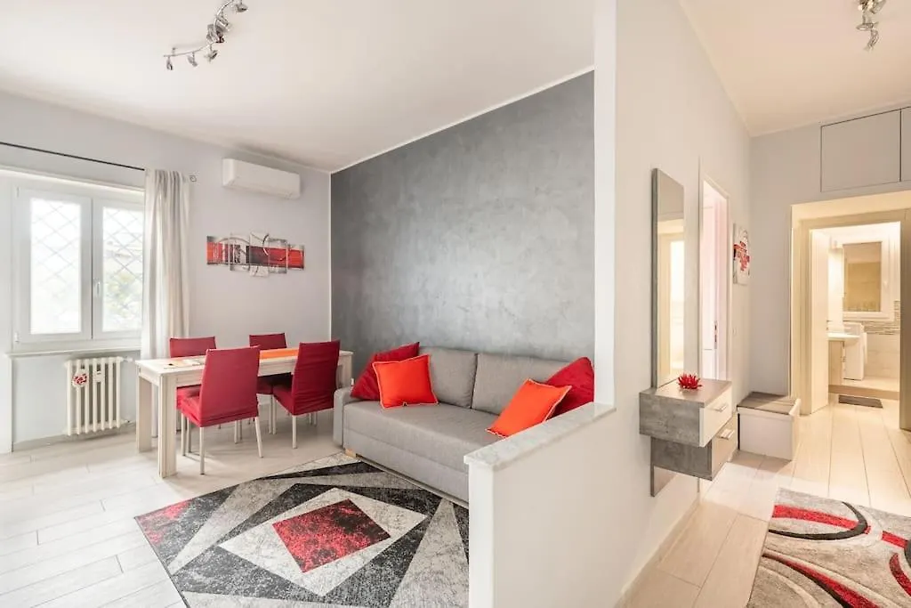 New And Beautiful House In The Heart Of Rome Apartment
